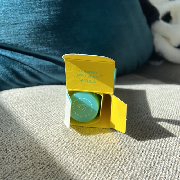 Tula cooling & brightening eye balm - Picture 5 of 6